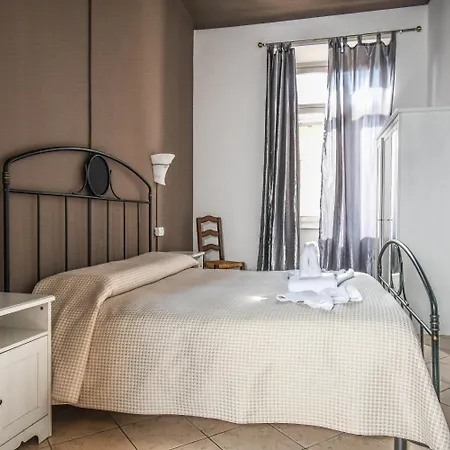 Stop & Sleep Casa de hóspedes 2*